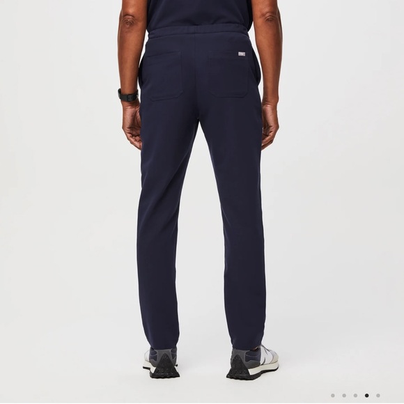 Figs large- tall length men’s navy scrub pants - Picture 2 of 6